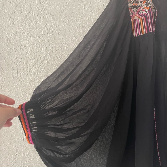 Love Stitch Boho Black Embroidered Kimono NWT S/M - Picture 5 of 15